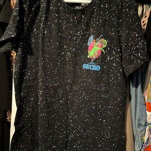 Gecko Women's Black Speckled Graphic Tee